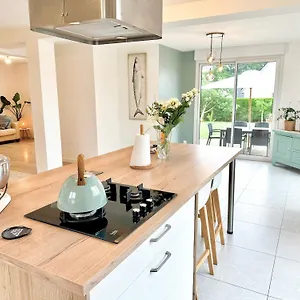 Belle Maison Lumineuse Proche Centre - 2 Hébergement de vacances